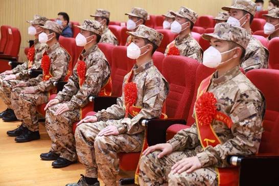 说明: 318A2962 说明: 318A2962